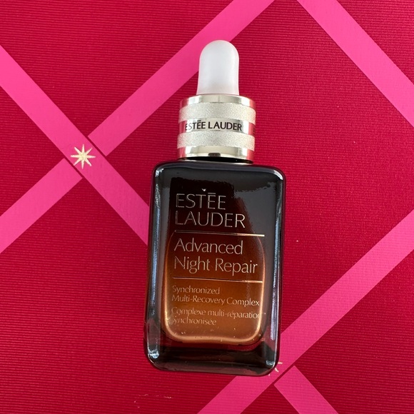 Estee Lauder Other - Estee lauder Advanced night Repair serum 30ml
Brand new